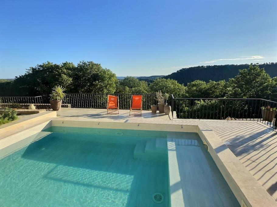 Sous Le « Figuier » Villa Cornillon-Confoux Bagian luar foto