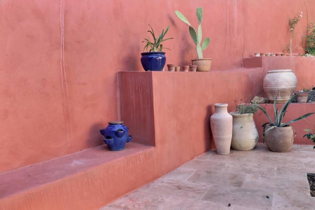 Sous Le « Figuier » Villa Cornillon-Confoux Bagian luar foto