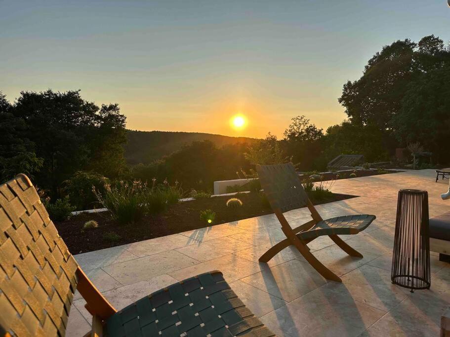 Sous Le « Figuier » Villa Cornillon-Confoux Bagian luar foto